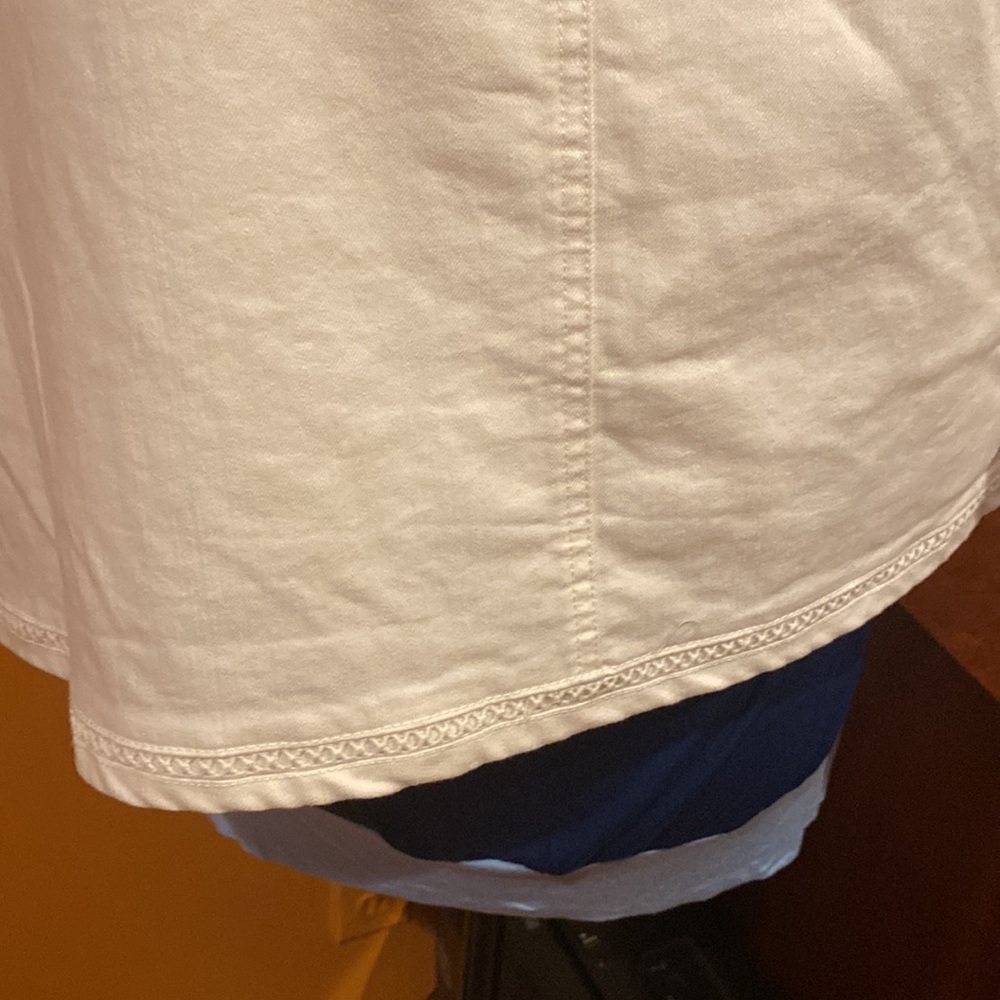 CJ Banks white denim skirt with crochet detail pen mark - Picture 7 of 7